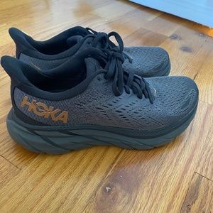 Hoka Clifton 8